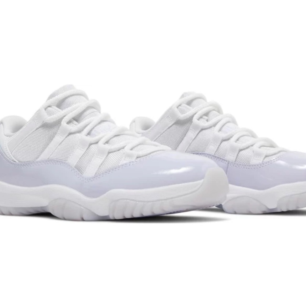 Air Jordan 11 Pure Violet Sneakers Size 10